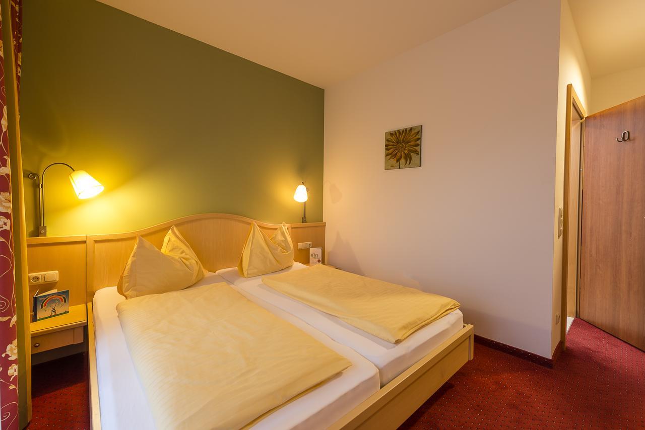 Hotel Domittner Klöch Buitenkant foto