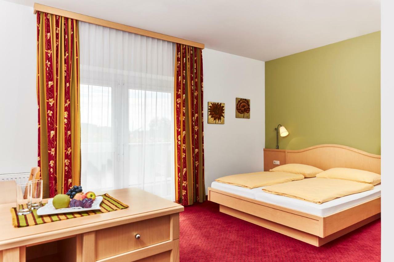 Hotel Domittner Klöch Buitenkant foto